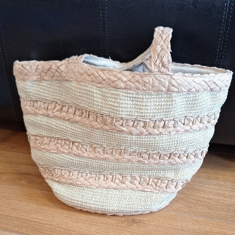 J Crew Stylish Tan and Cream Woven Tote Bag